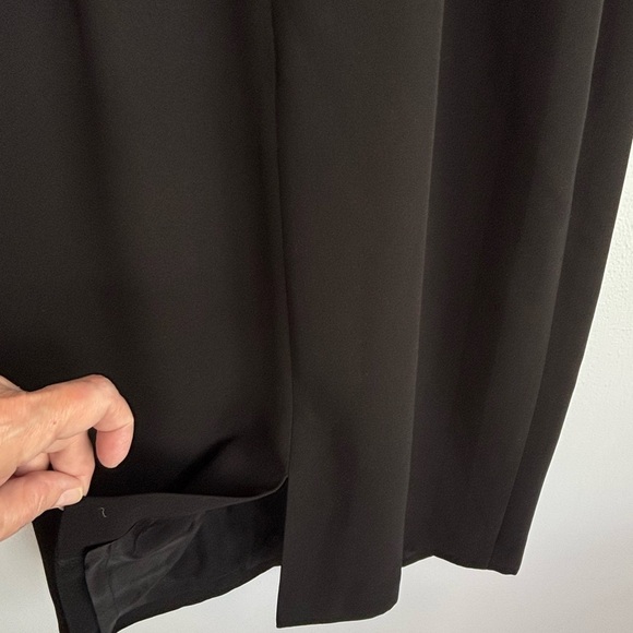 MAGGY LONDON DRESS - Picture 6 of 7